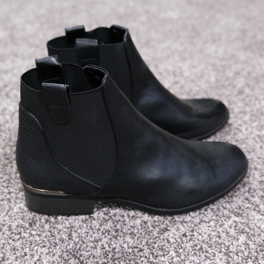 Chelsea Boots